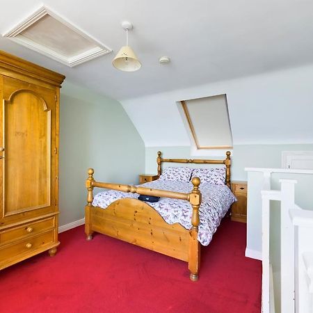 Holiday Apartment Iris Вотафорд Экстерьер фото